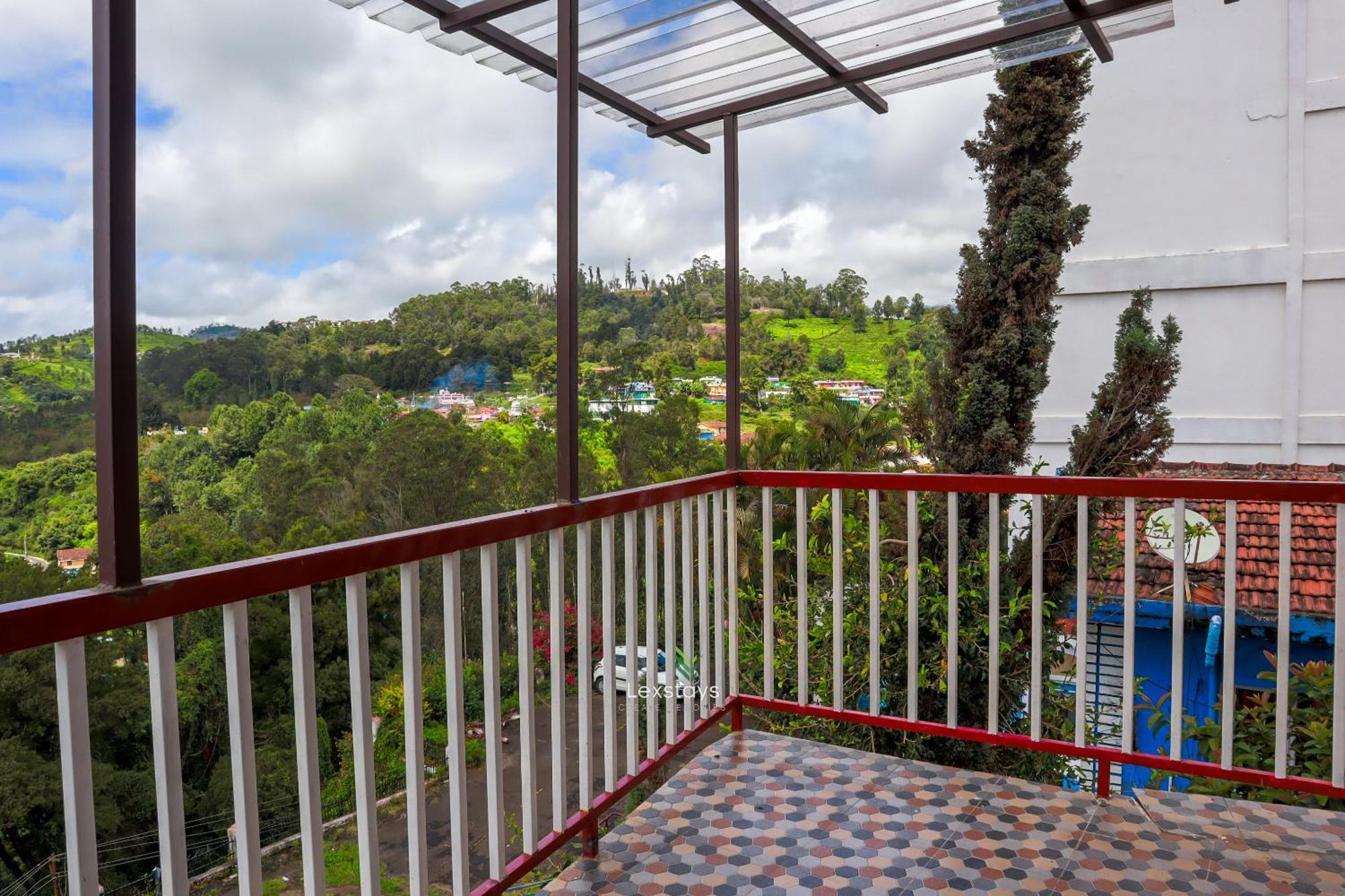 Vijaya Deepa Guest House By Lexstays Coonoor Exterior foto