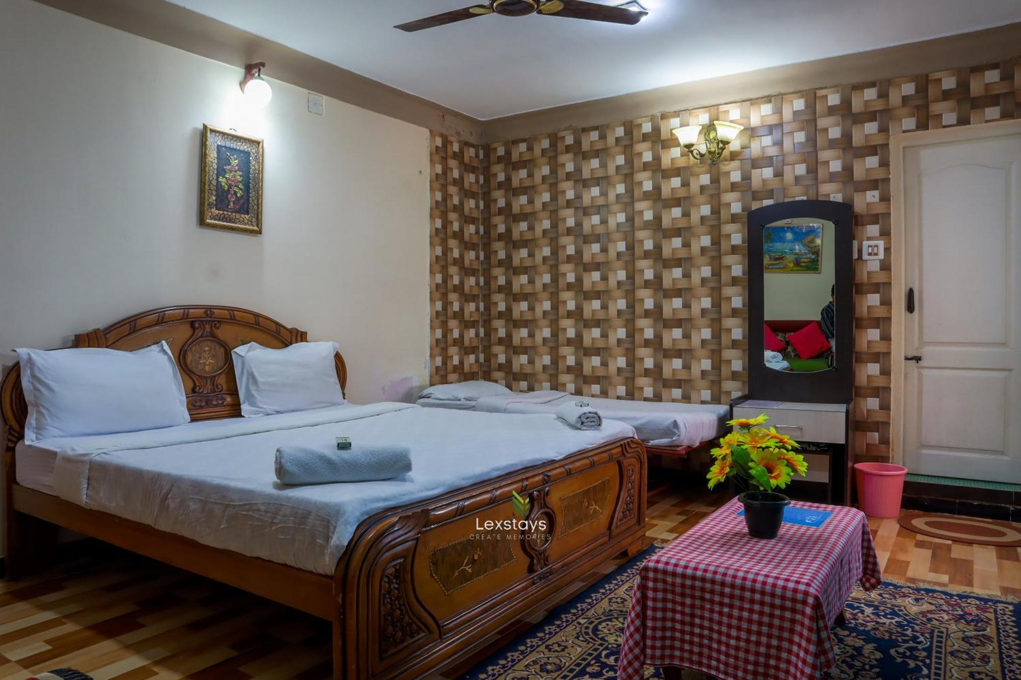 Vijaya Deepa Guest House By Lexstays Coonoor Exterior foto